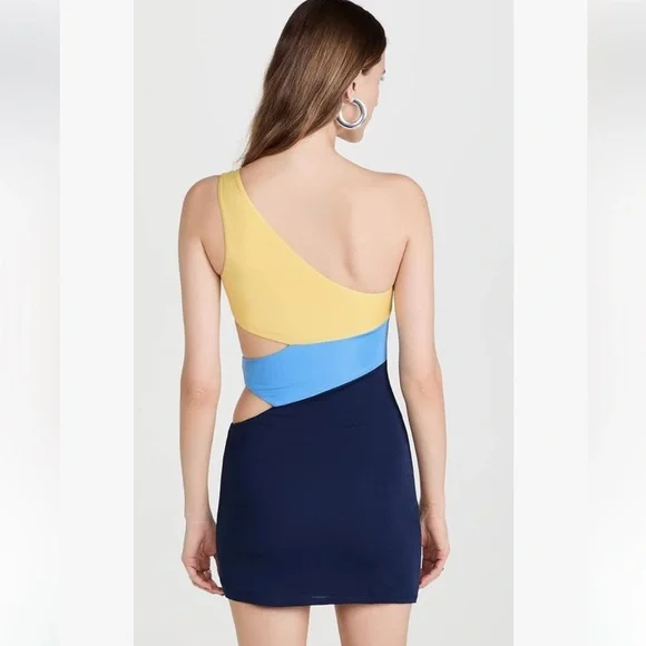 ✨ Colorblock One-Shoulder Bodycon Mini Dress ✨ - Picture 9 of 10